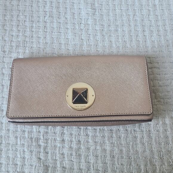 KATE SPADE NEW YORK Rose Gold Clutch Turnlock Leather Bag - Picture 1 of 12